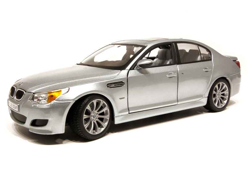 BMW M5 Maisto 1:18 – Roues Personnalisées – Dans Boîte – Quasi Neuf