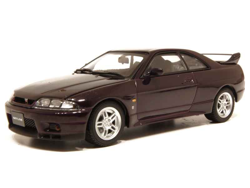 54125 Nissan Skyline GT-R 1995