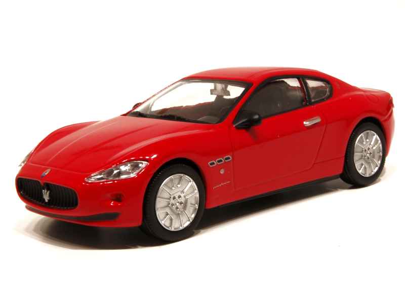 54392 Maserati GranTurismo 2007