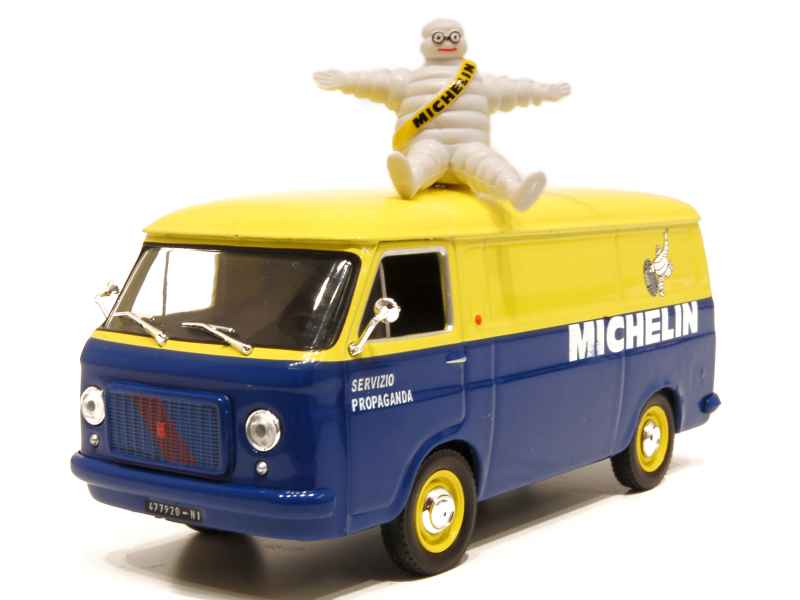 54520 Fiat 238 Fourgon Michelin