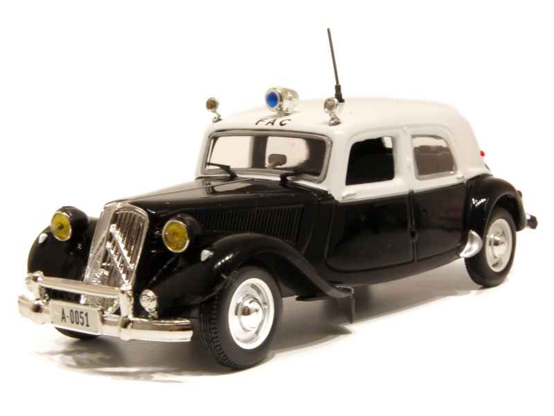 54860 Citroën Traction 15CV FAC 1954