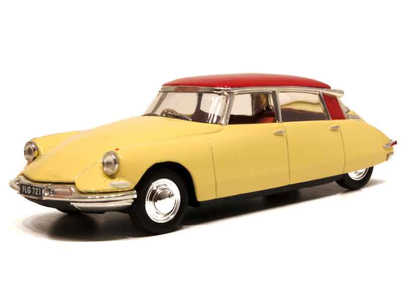 54905 Citroën DS19 Slough 1956