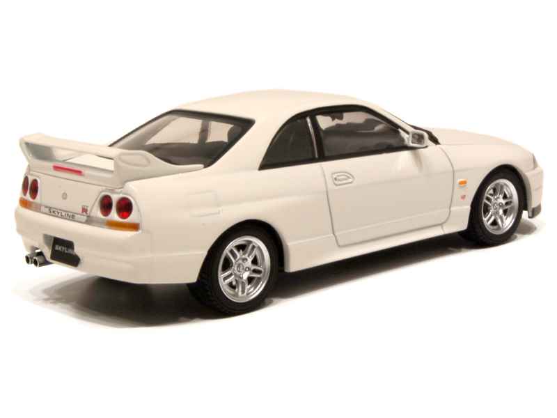 55282 Nissan Skyline GT-R 1995