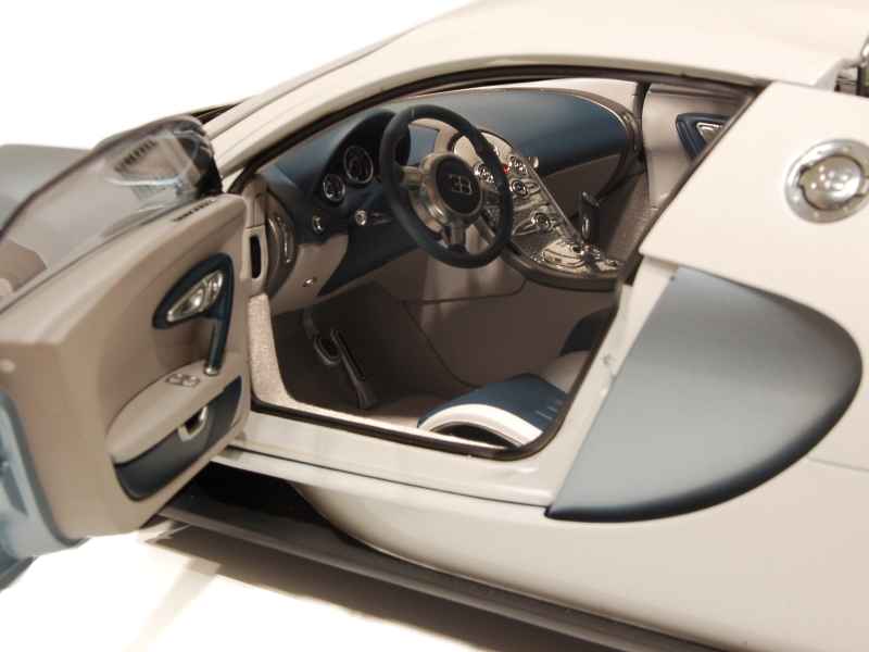 55375 Bugatti Veyron 16.4 Production Car