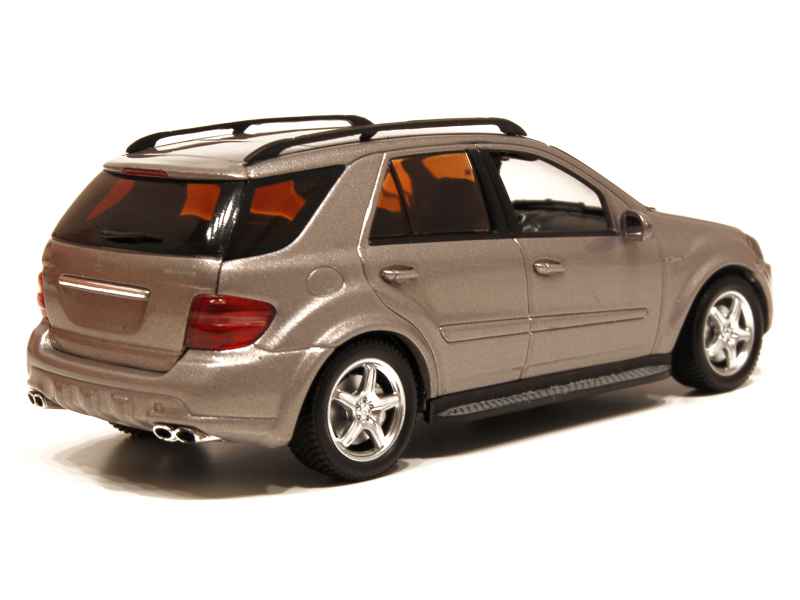 55539 Mercedes ML63 AMG/ W164 2006