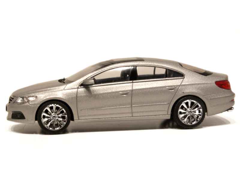Schuco Volkswagen Passat TS Grise – Miniature 1/43 En Métal, état Belge