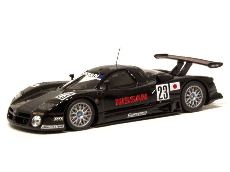 55995 Nissan R390 GT1 Le Mans 1997