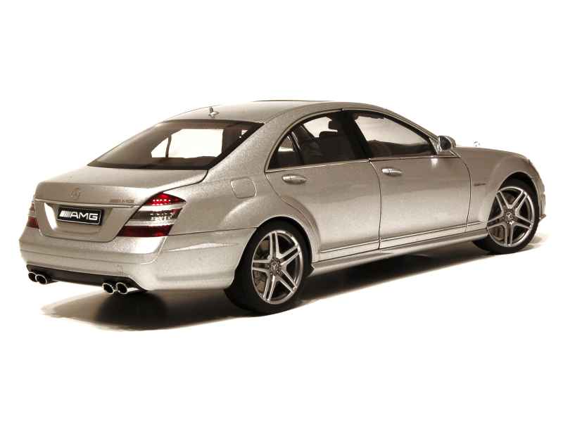 56236 Mercedes S63 AMG/ W221 2008