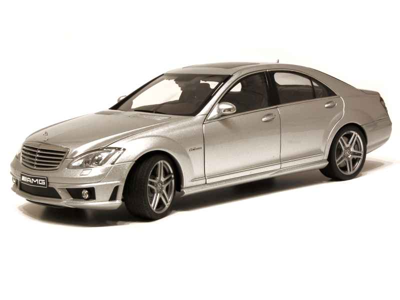 56236 Mercedes S63 AMG/ W221 2008