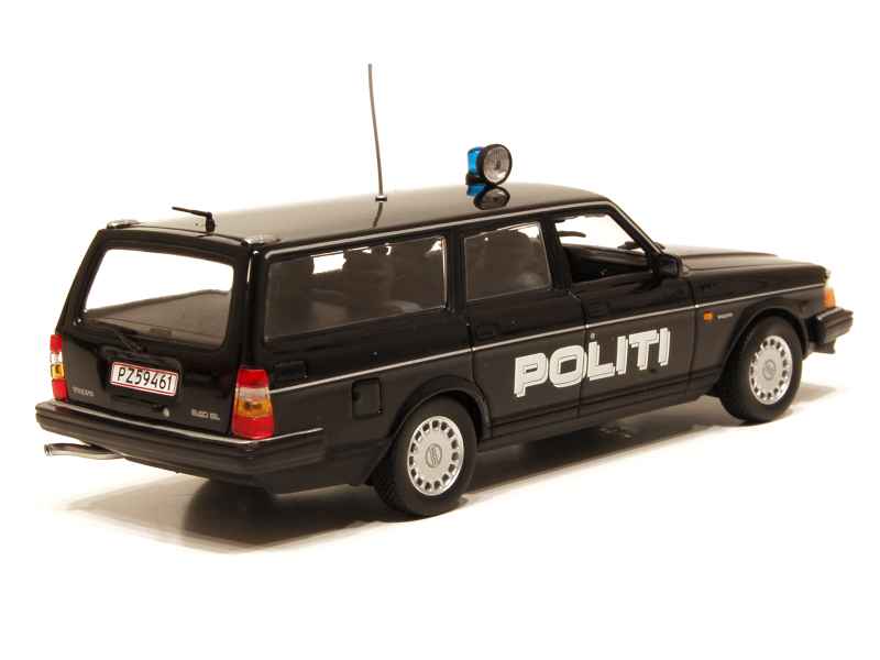 56784 Volvo 240 GL Break Police 1986
