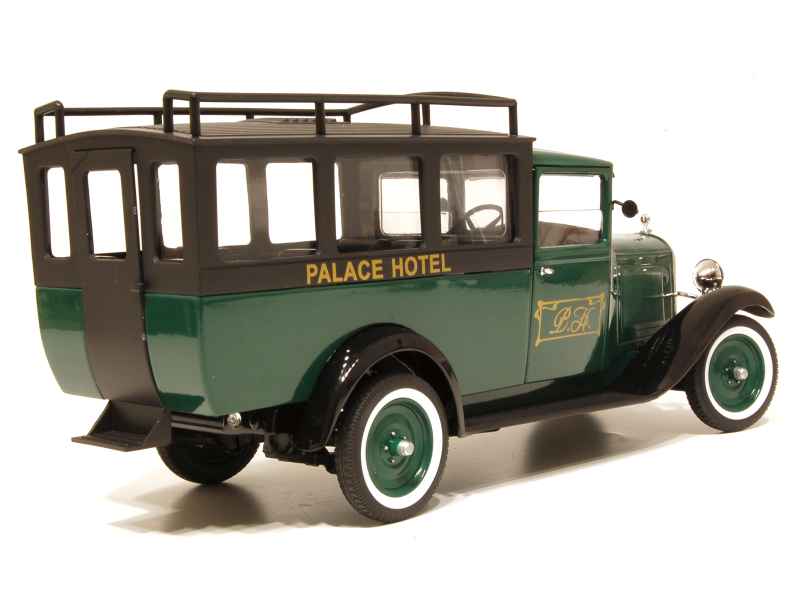 Solido 1/18 Citroën C4 Fourgon 1930 - Rouge - Collection LE434 - Boîte Légèrement Défraîchie