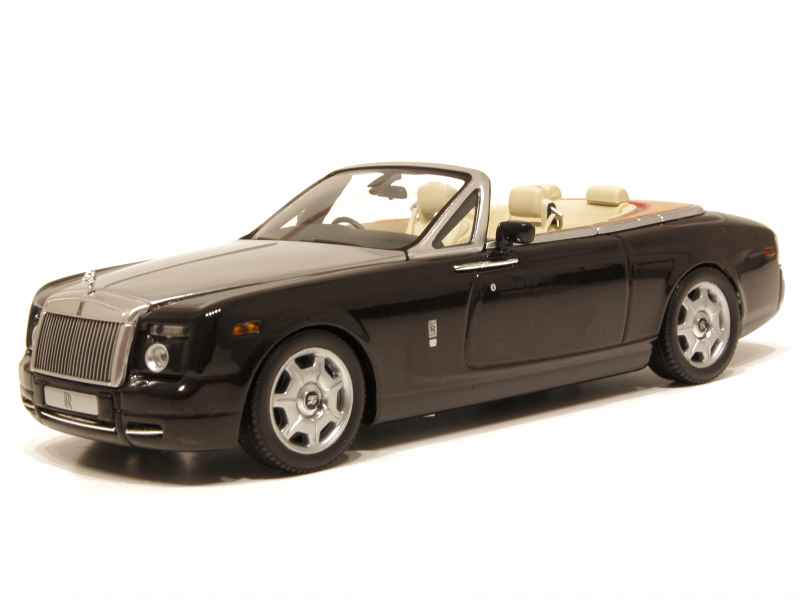 57045 Rolls-Royce Phantom Drophead Coupé 2007