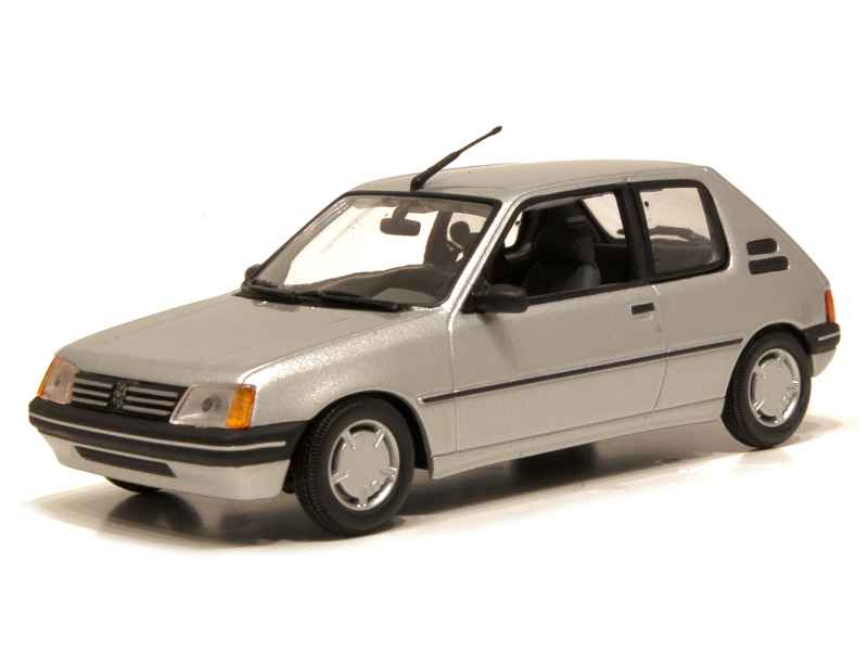 57293 Peugeot 205 3 Doors XR 1990