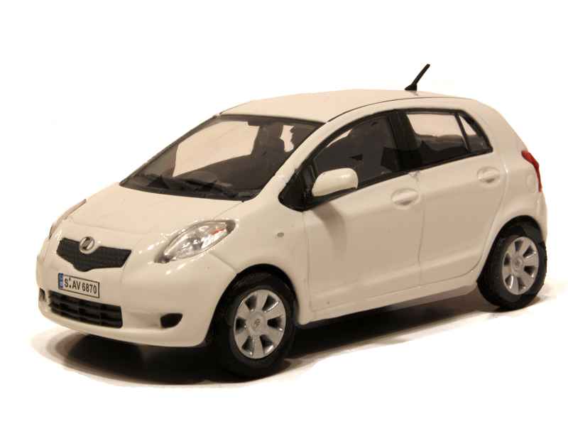 57630 Toyota Yaris II 5 Doors 2006