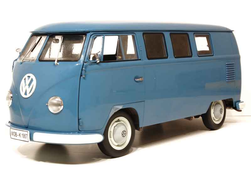 57653 Volkswagen Combi Bus 1957