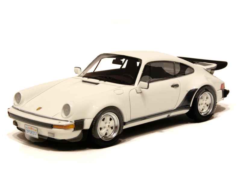 57960 Porsche 911 Turbo USA Version