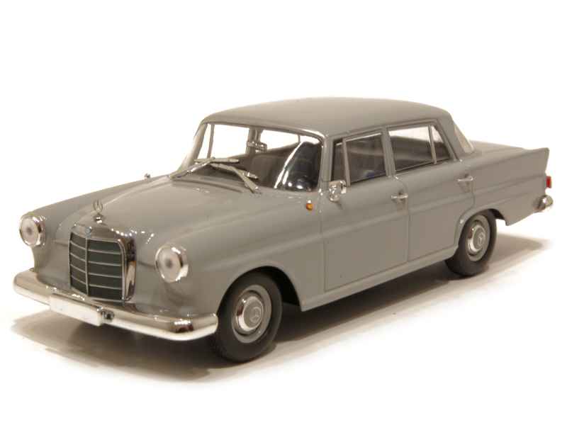 58263 Mercedes 190/ W110 1961