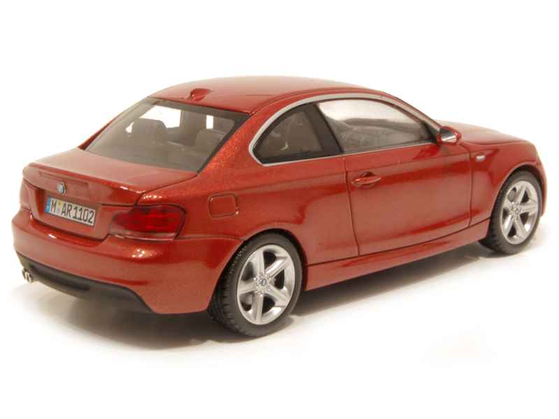 58700 BMW 135i Coup&eacute;/ E82 2007