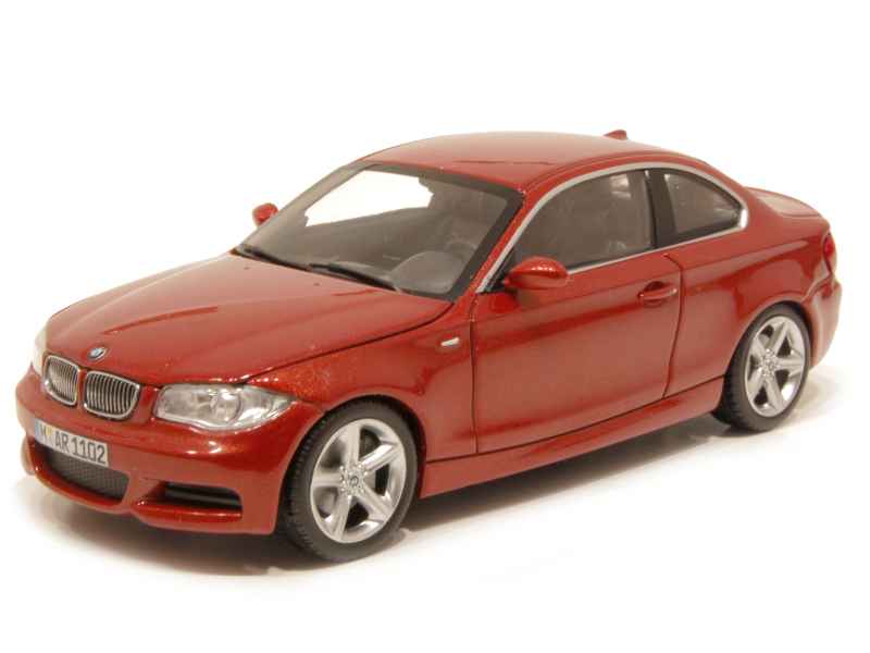 58700 BMW 135i Coup&eacute;/ E82 2007