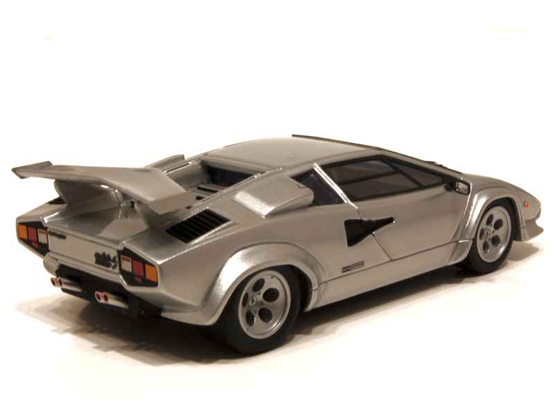 58911 Lamborghini Countach LP 500S 1982