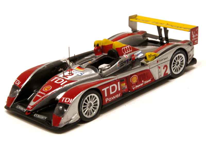 58941 Audi R10 TDi Le Mans 2008
