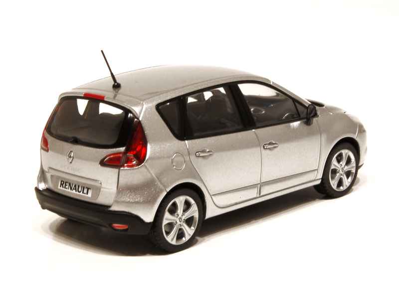 58962 Renault Scénic III 2009