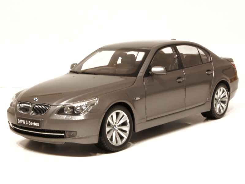 59242 BMW 550i/ E60 2008