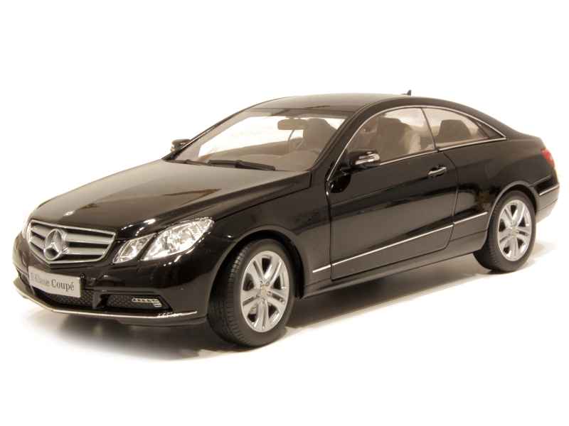 59368 Mercedes E Class Coup&eacute;/ C207 2009