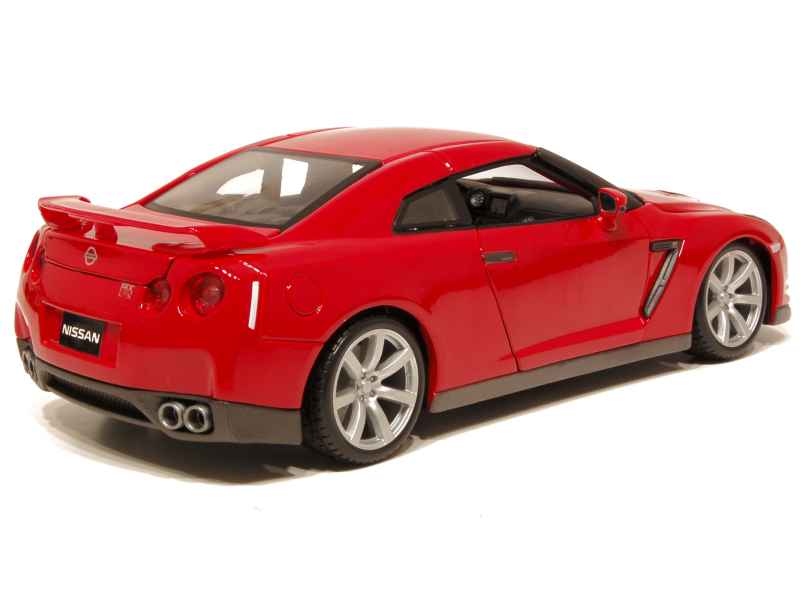 Miniature Voiture Nissan GT-R 1/18 Burago – Occasion, état D'expo