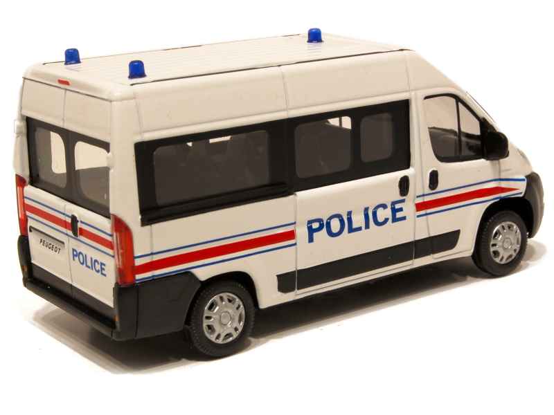60070 Peugeot Boxer Vitr&eacute; Police 2008