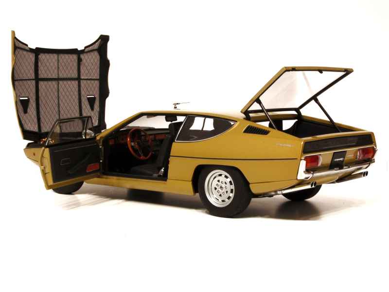 The 1/18 Lamborghini Espada Series II from AUTOart, a review by
