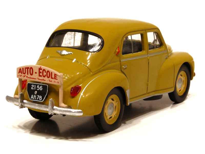 60422 Renault 4CV Grand Luxe 1951