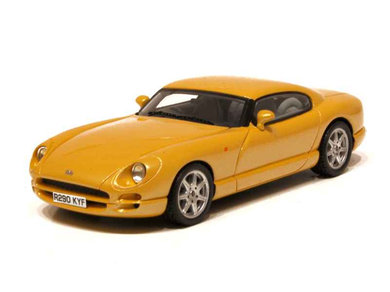 スパーク 1/43 TVR サーブラウ 4.5 1998 イエロー パール スパーク 1/43 TVR サーブラウ 4.5 1998 イエロー パール TVR