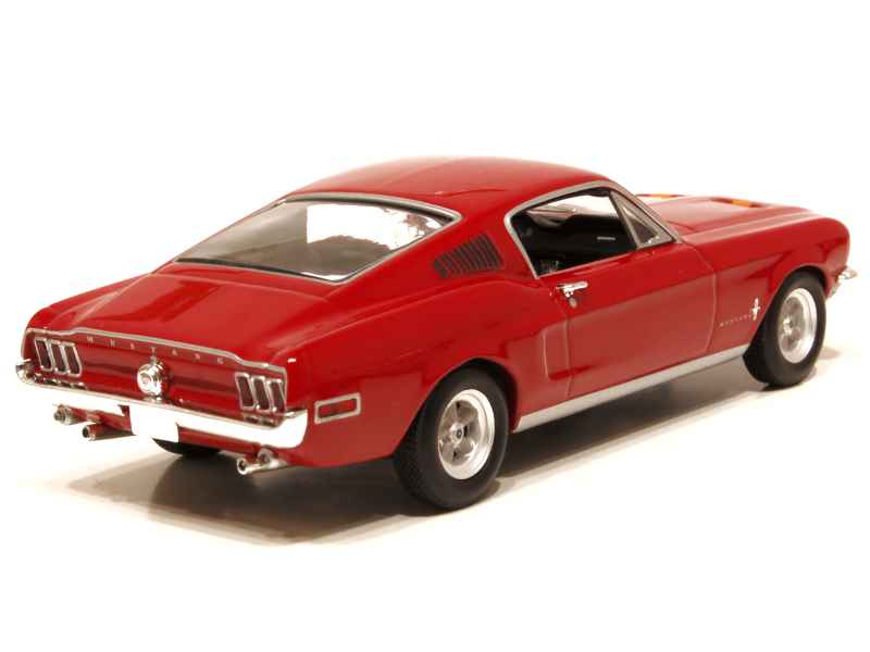 Ford mustang minichamps