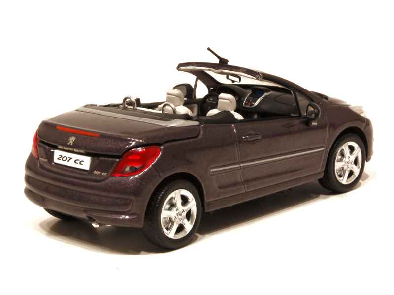 60674 Peugeot 207 CC 2009