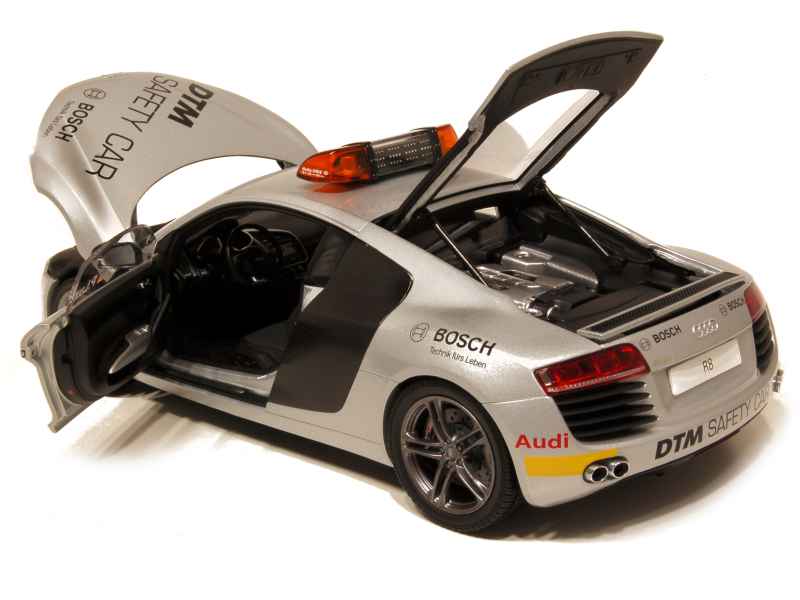 61029 Audi R8 V8 DTM Safety Car 2008