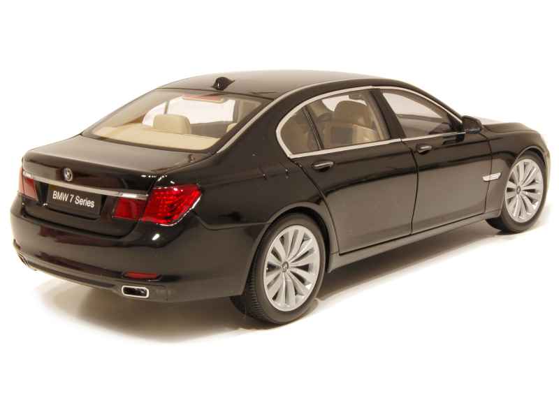 61032 BMW 750 Li/ F02 2009