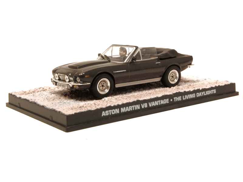 61090 Aston Martin V8 Vantage Cabriolet James Bond 007