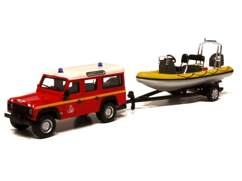 61285 Land Rover Defender 110 Canot Pompiers