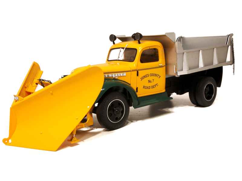 61545 Chevrolet Baker Chasse Neige 1946