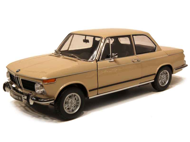 bmw 2002 miniature