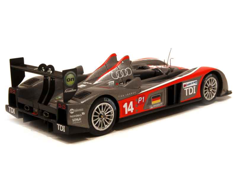 62060 Audi R10 TDi Le Mans 2009