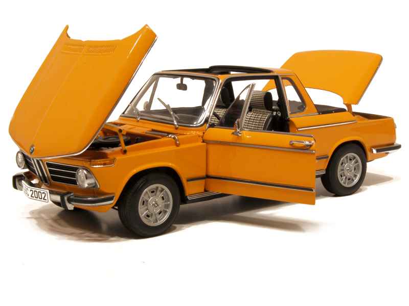 62077 BMW 2002 Cabriolet Baur/ E10