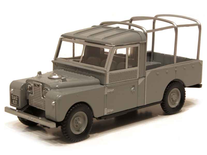Land Rover 109 LWB. Kit de plástico escala 1/24
