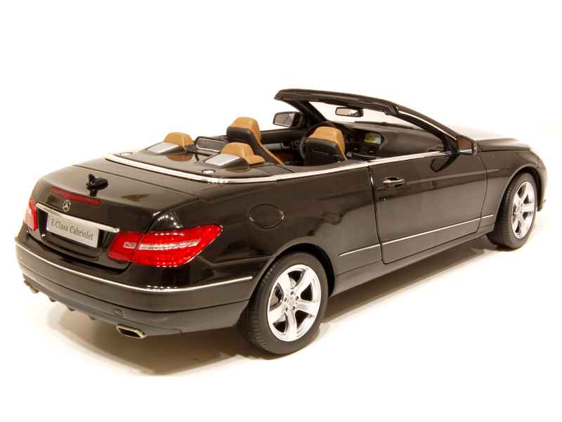 62258 Mercedes E Class Cabriolet/ A207 2010