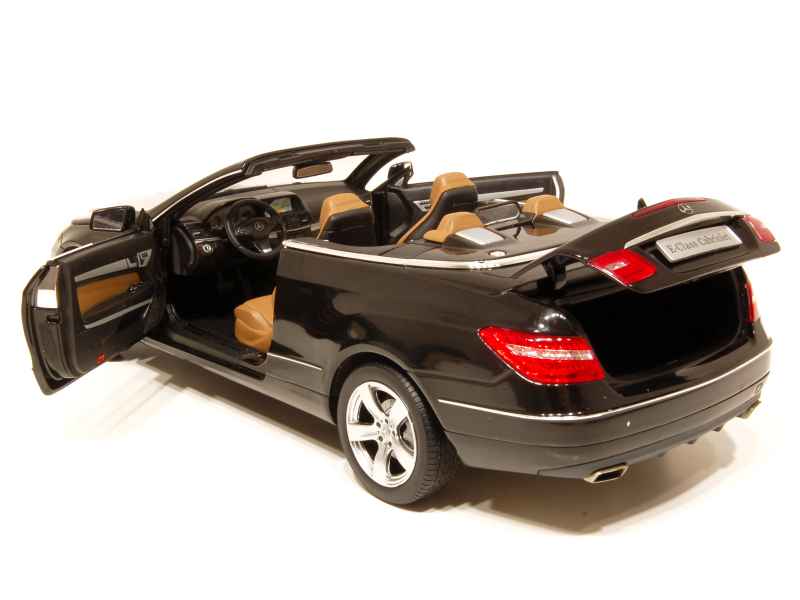 62258 Mercedes E Class Cabriolet/ A207 2010