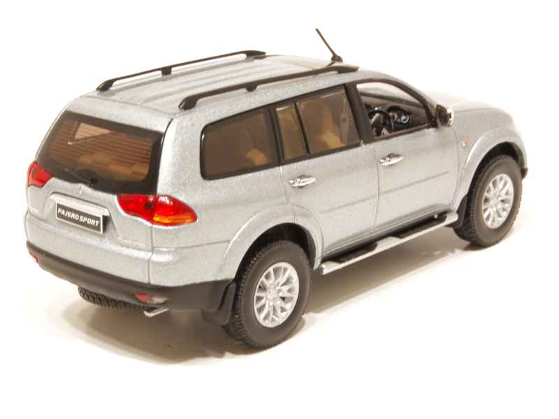 62367 Mitsubishi Pajero Sport 2009