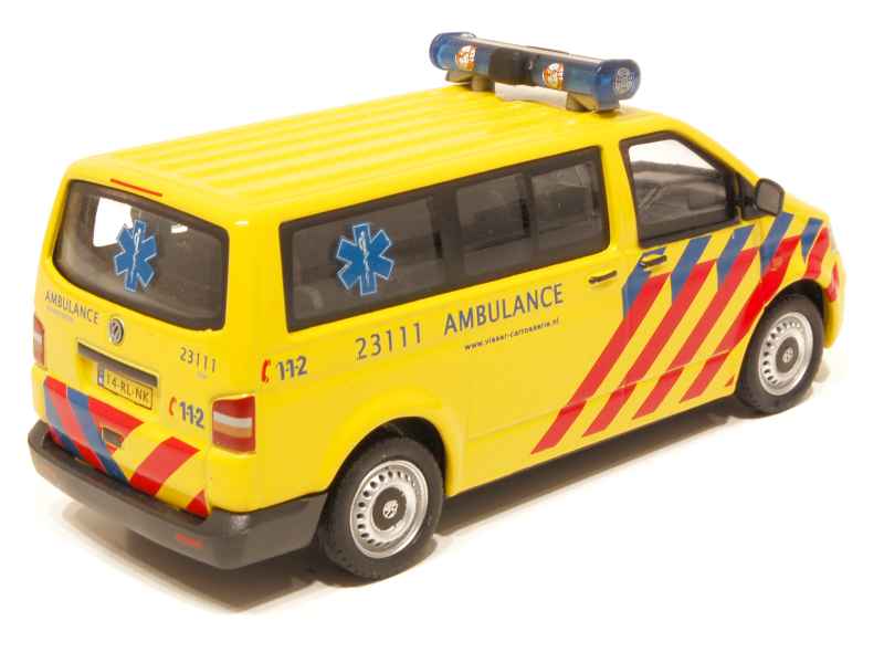62456 Volkswagen T5 Multivan Ambulance