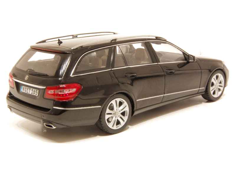 62593 Mercedes E Class Break/ S212 2010