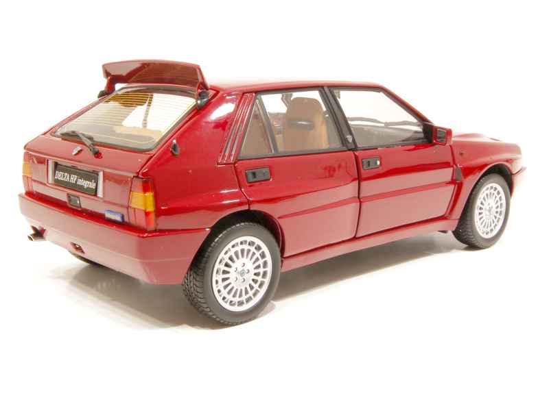 Lancia Delta HF Integrale Evo 2 1:18 赤 Kyosho 1:18 Lancia Delta HF integrale Evo 2 